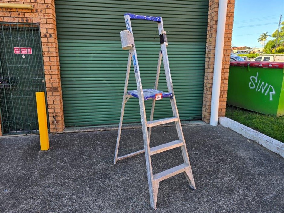 BAILEY Industrial 120kg Aluminium Platform Ladder