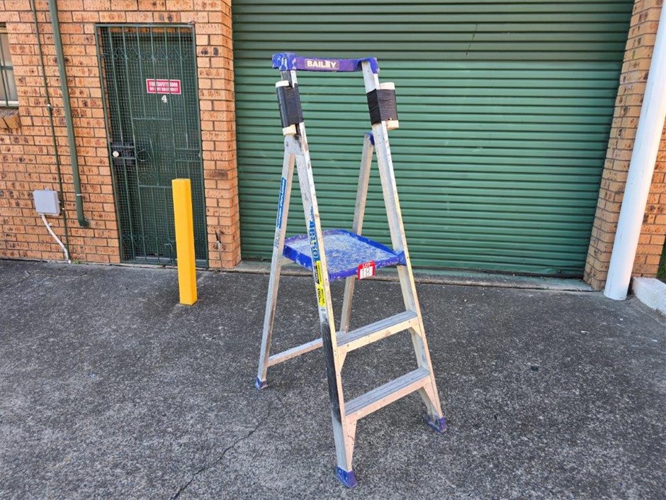 BAILEY P.150 Platform Step Ladder