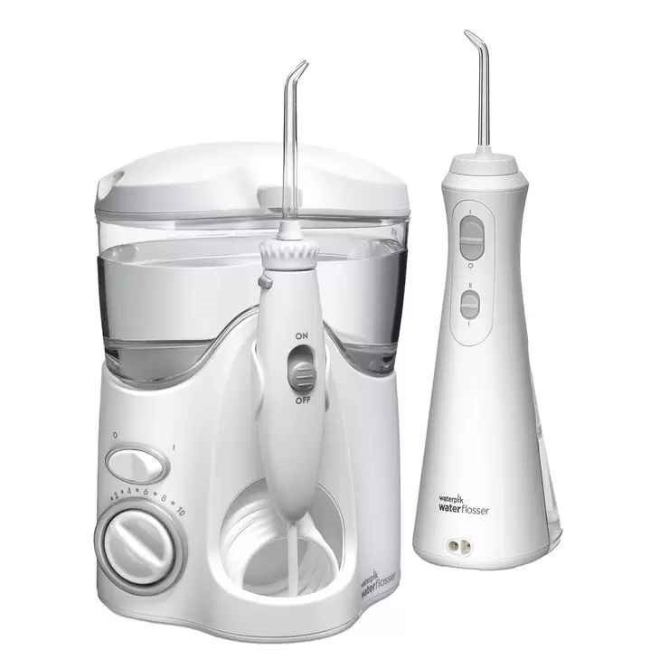 WATERPIK Ultra & Cordless Plus Waterflosser Pack. NB: Minor use, Missing at