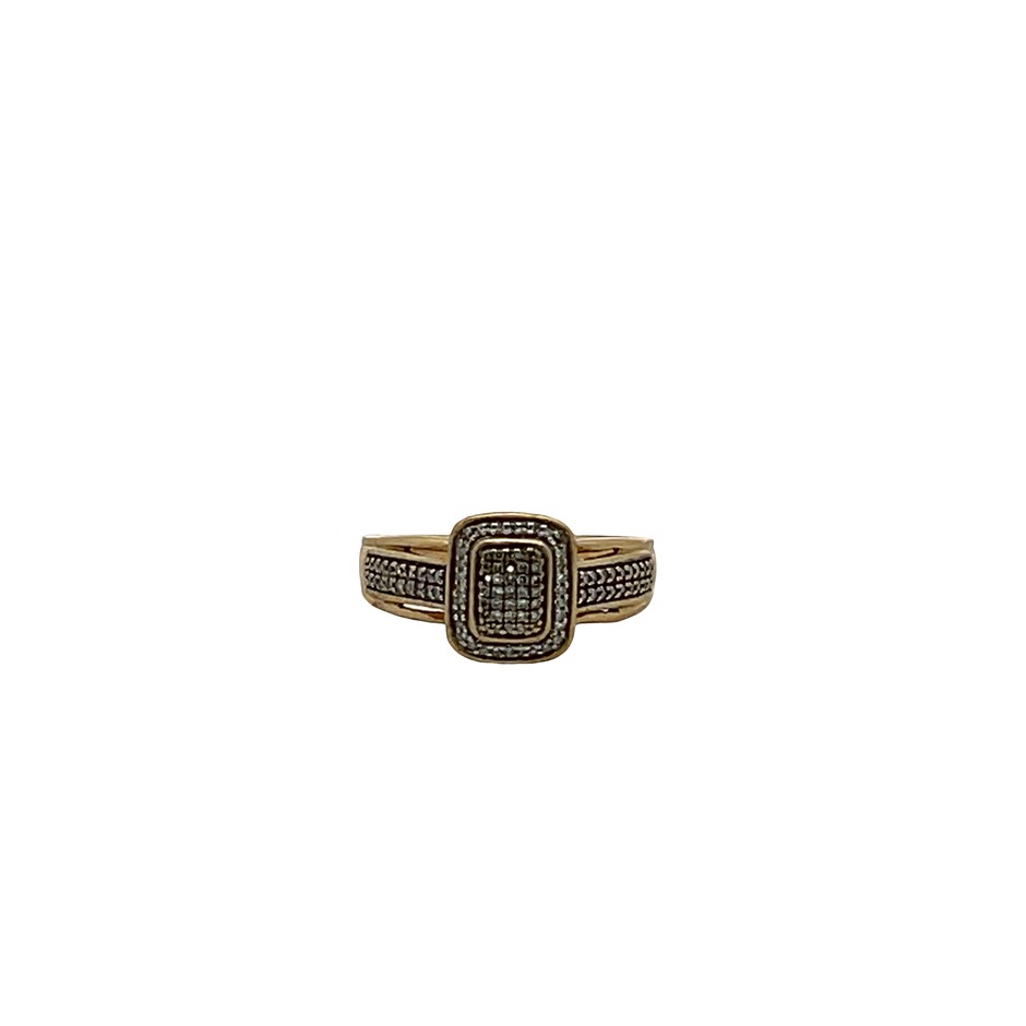 9ct Yellow Gold Diamond Ring (missing 2 stones)