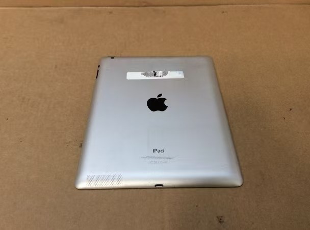 Apple iPad 4 (A1458) Tablet 16GB