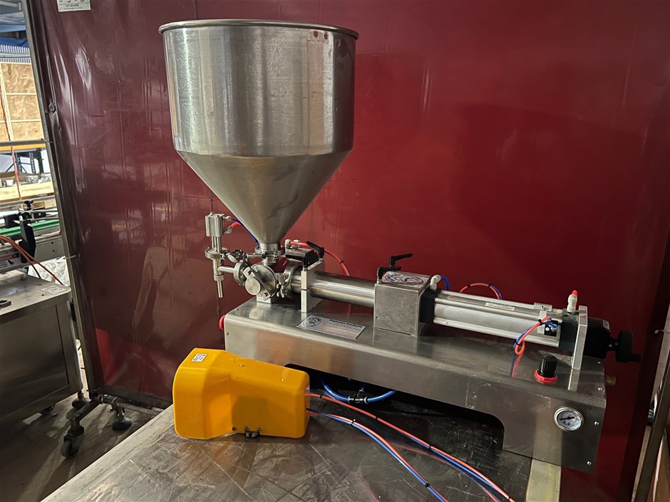 Flamingo 50-500 ml Piston Filler