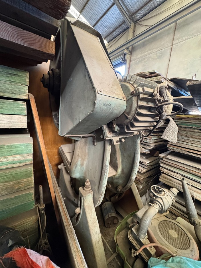 Vintage Milling Machine