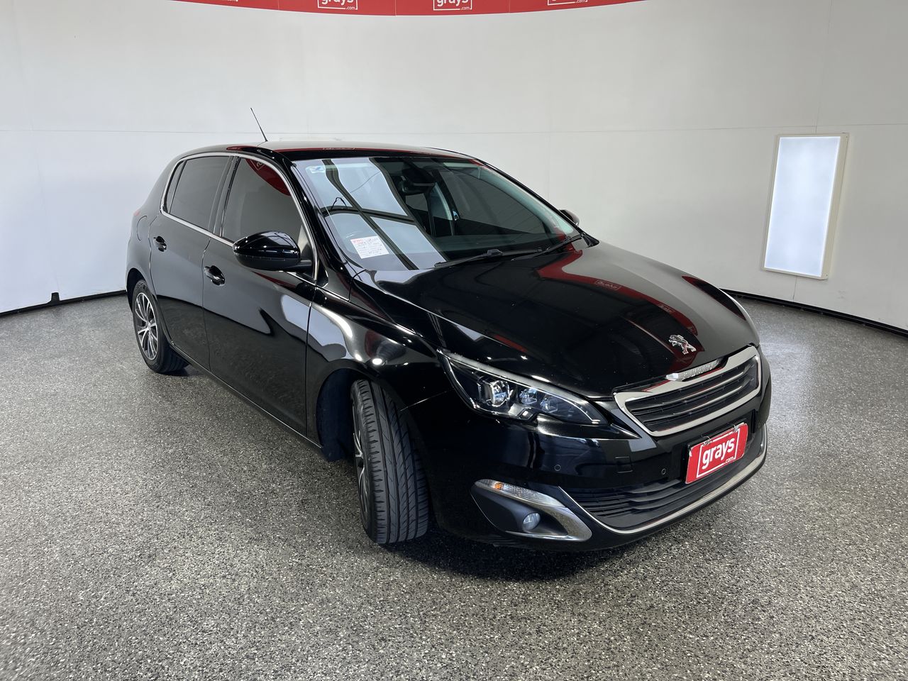 Vehicle photo