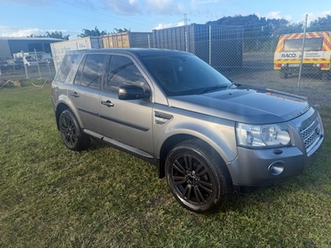 2010 Land Rover Freelander Automatic Wagon (WOVR INSPECTED)