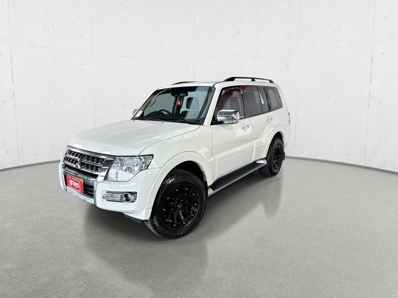 Vehicle photo