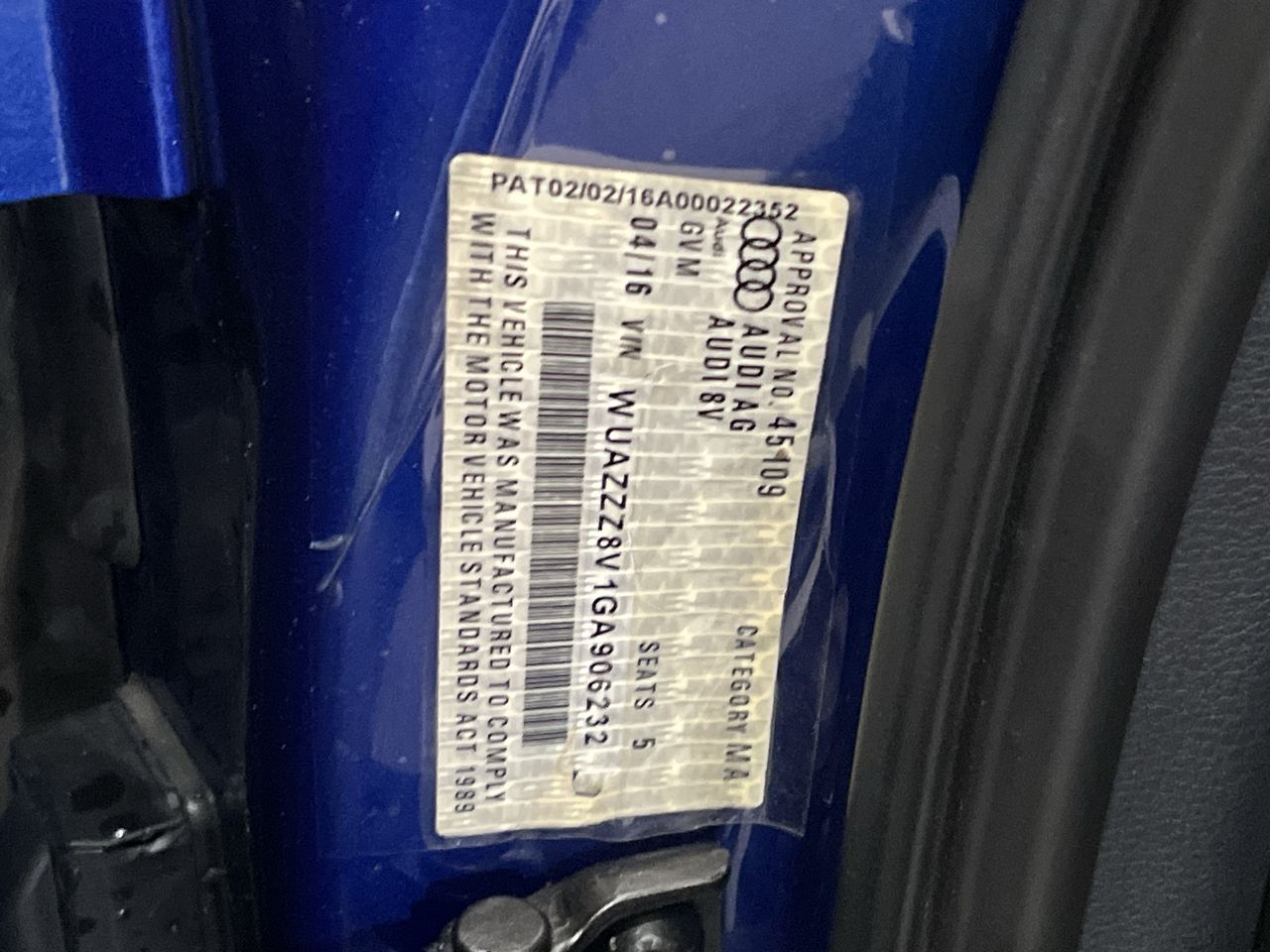 Vehicle photo