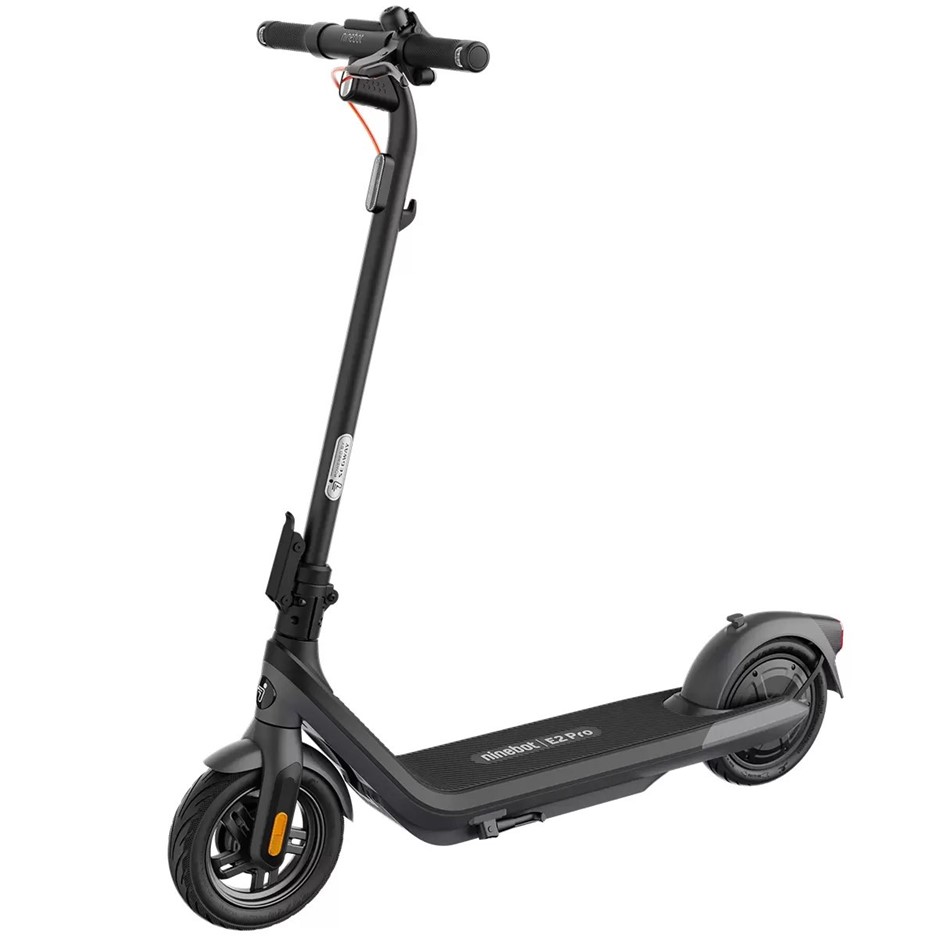 SEGWAY E2 Pro Electric Scooter SEGW-E2-PRO. NB: Used, visible crack, binded
