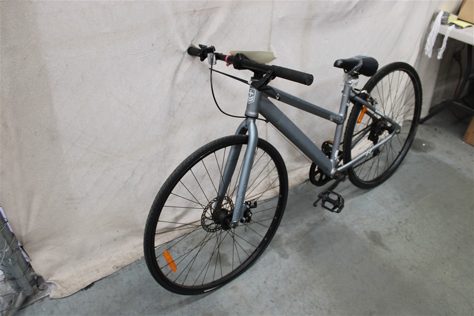 Montreal Grey/Silver Bicycle