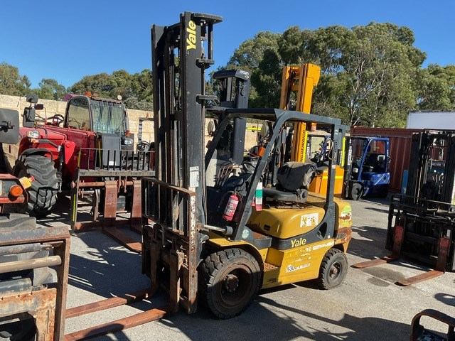 <p>Yale Unknown  Counterbalance Forklift</p>