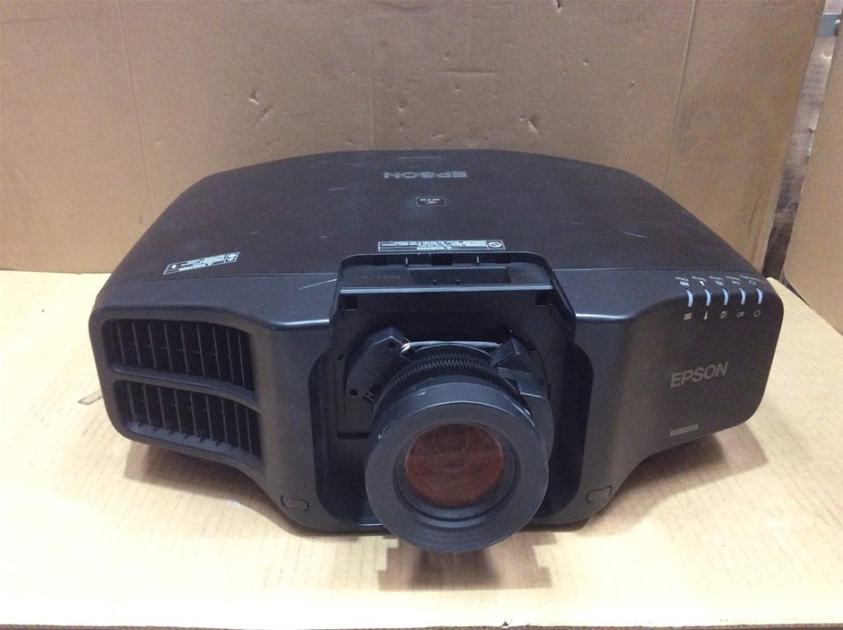 Epson EB-G7905U LCD Projector