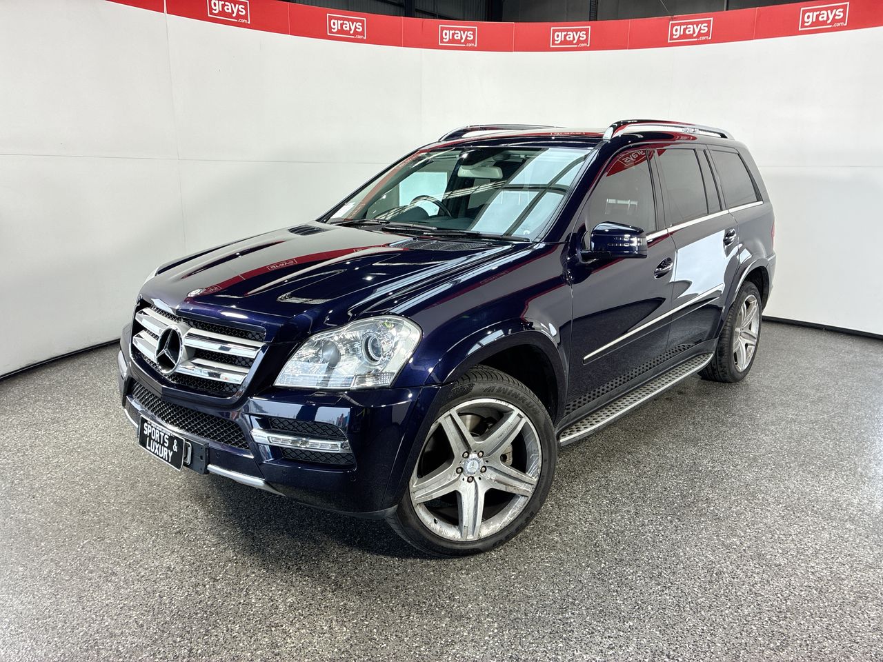 Vehicle photo