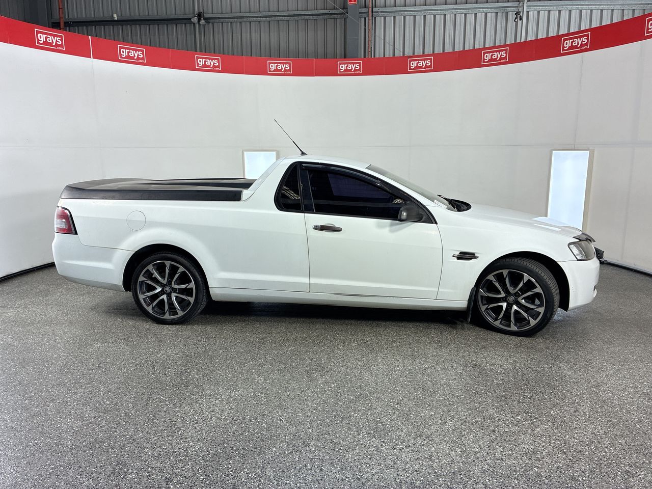 Vehicle photo