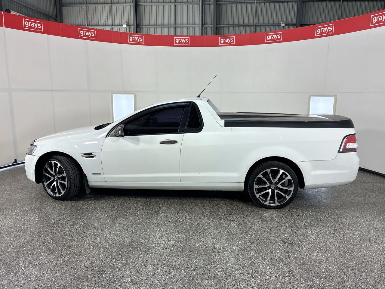 Vehicle photo