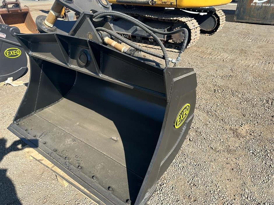 Hydraulic Tilting Mud Bucket to Suit 10-17T Excavator(Unused)