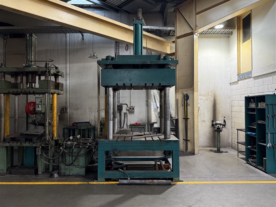 Hydraulic Press with Hydraulic Power Pack