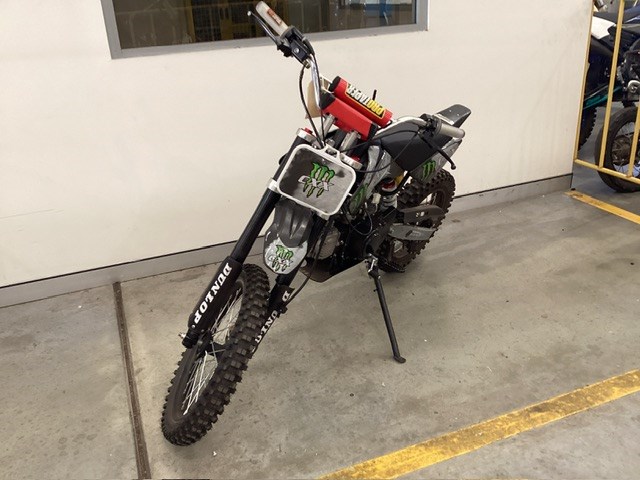 2025 QWMOTO DZDB125 Motorcycle