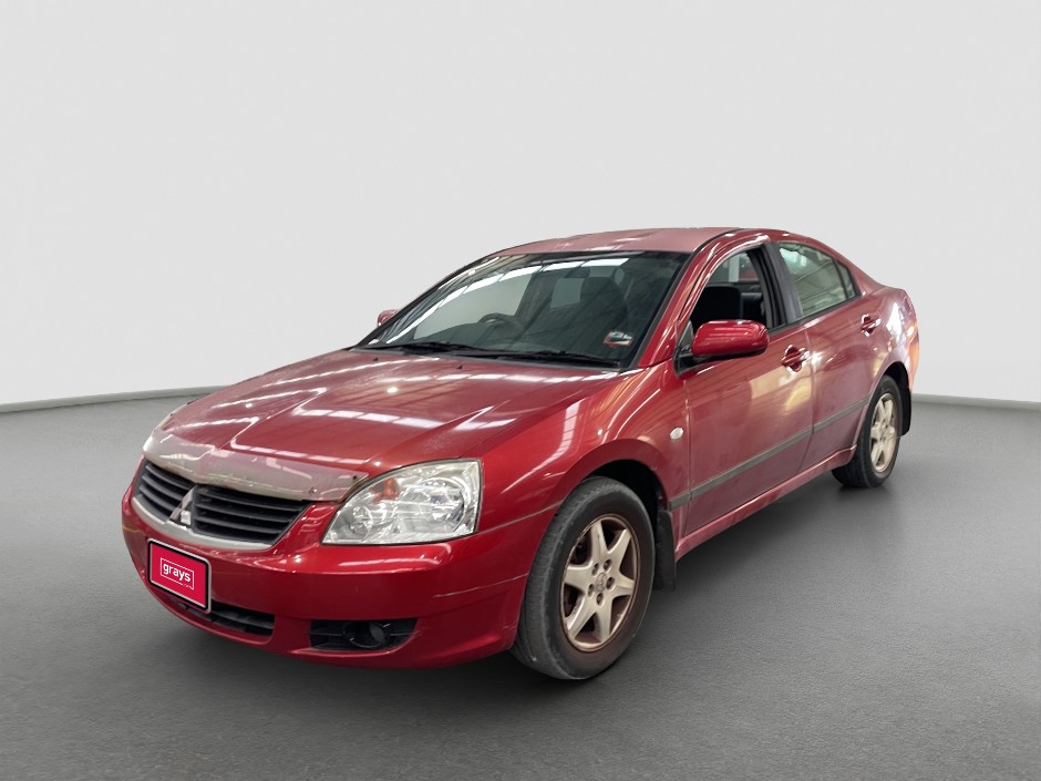 2005 Mitsubishi 380 Petrol