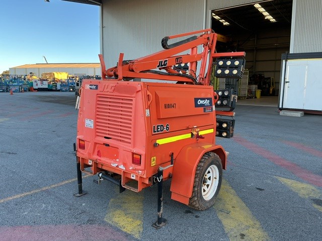 <p>JLG LED-6R Single Light Tower Trailer</p>