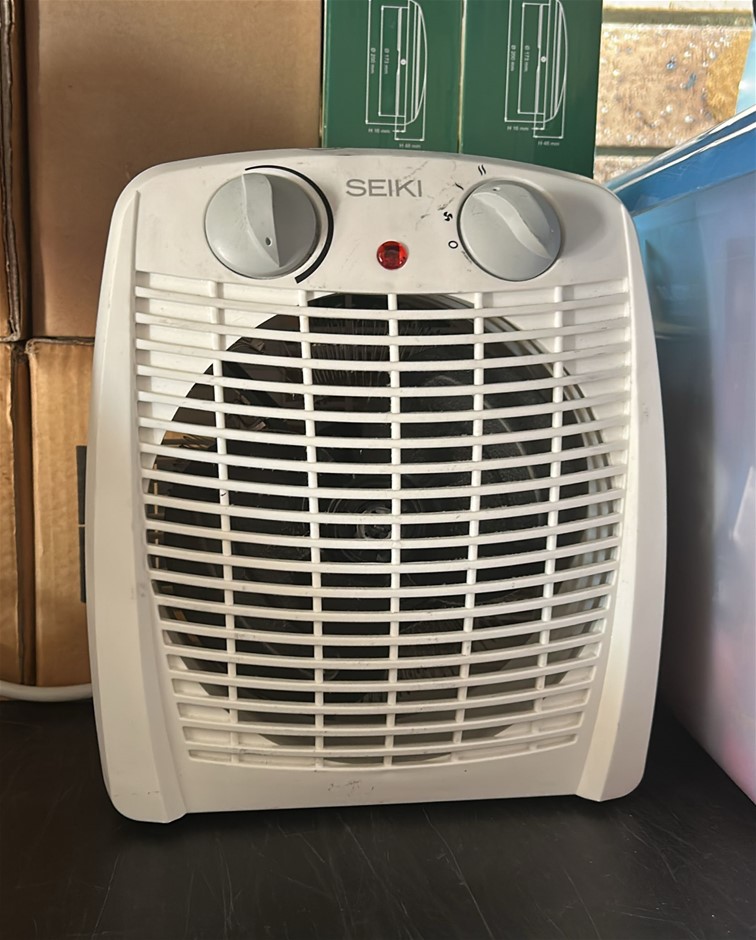SEIKI Upright Fan Heater