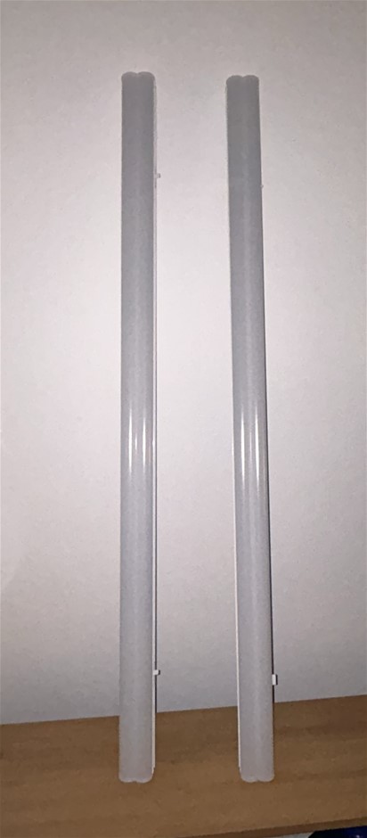 2x LED Batten Lights
