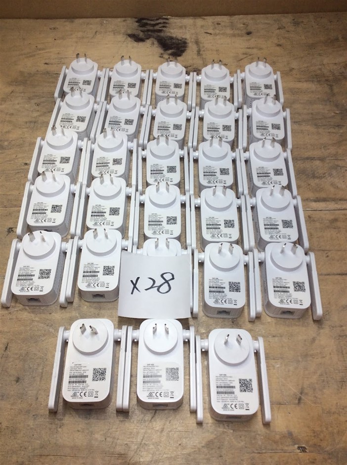 D-Link DAP-1530 WiFi Range Extender (Lot of 28)