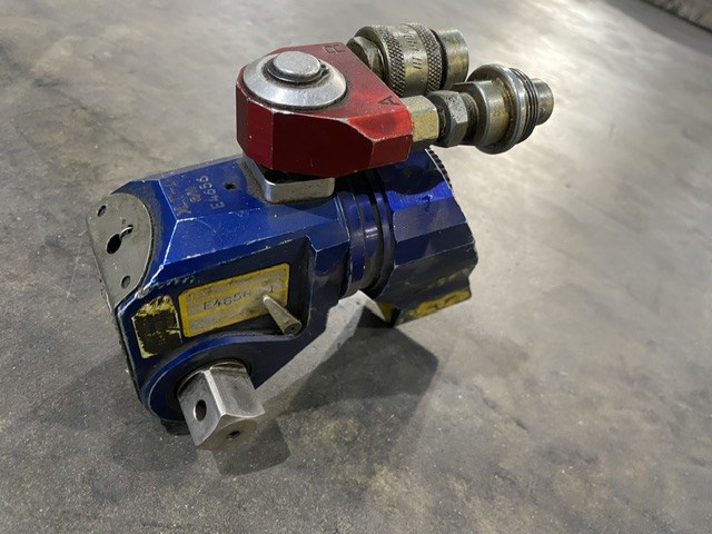 <p>Hytorc HY-IMXT Hydraulic Torque Wrench</p>