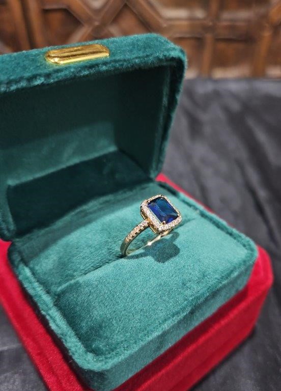 18K/Italy 2.5ct Blue Emerald Cut Yellow Gold Filled Ring(stamped)-7US