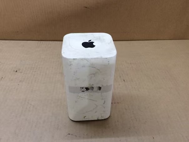 Apple 5th Gen A1470 AirPort Time Capsule