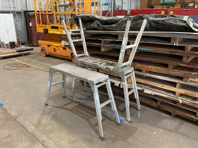 <p>3 Gorilla Aluminium Platforms</p>