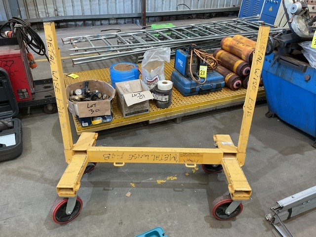 <p>Mobile Gyprock Trolley</p>