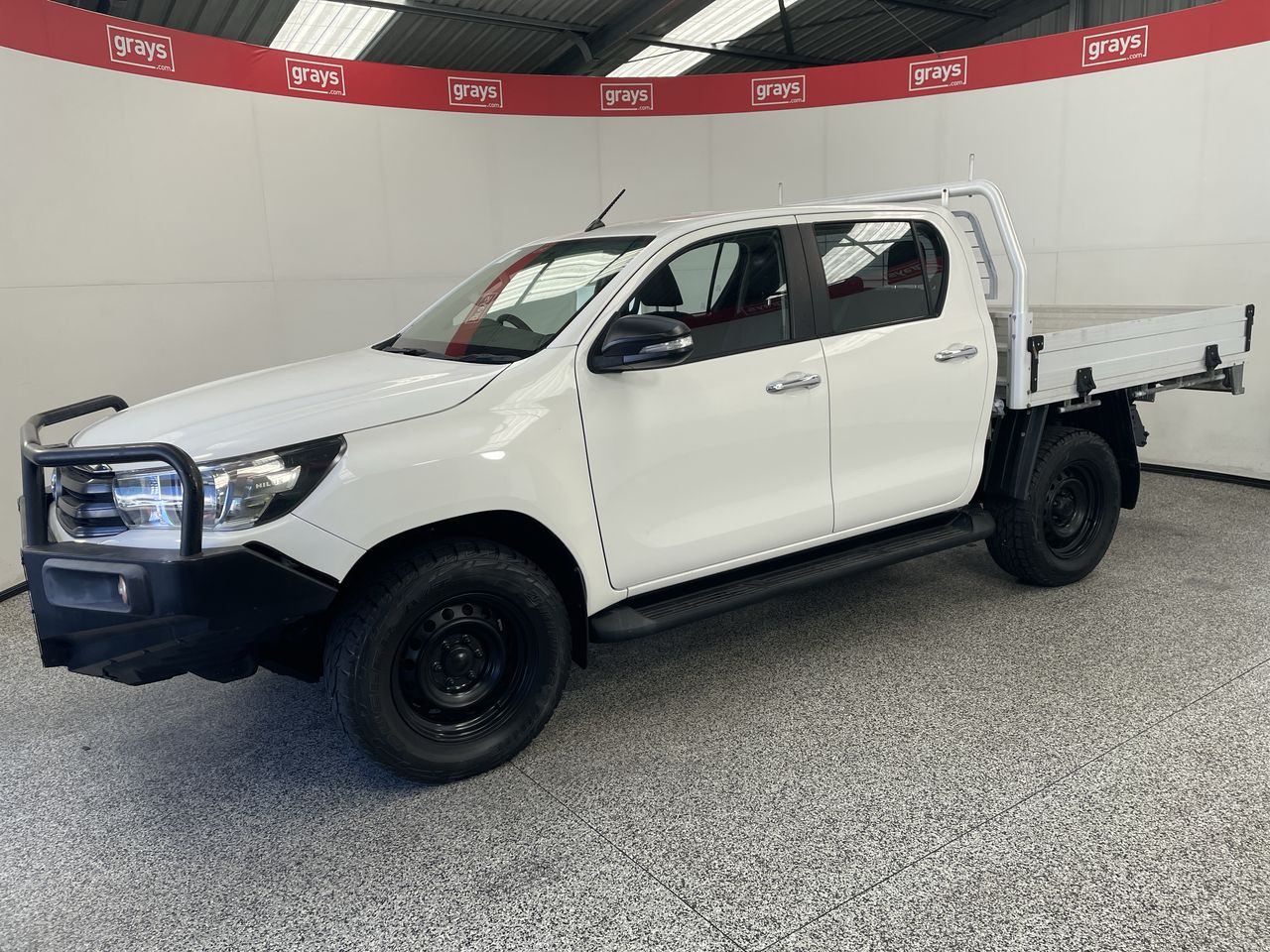 2015 Toyota Hilux 4x4 SR GUN126R Turbo Diesel Automatic Crew Cab Chassis