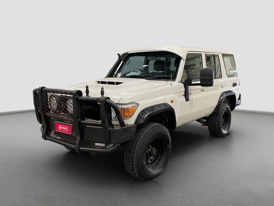 2020 Toyota Landcruiser Workmate Diesel Manual
