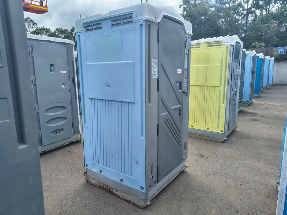 Portable Toilet - Fresh Water Flush - Forest Lake