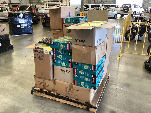 Pallet Containing Assorted Work Wear