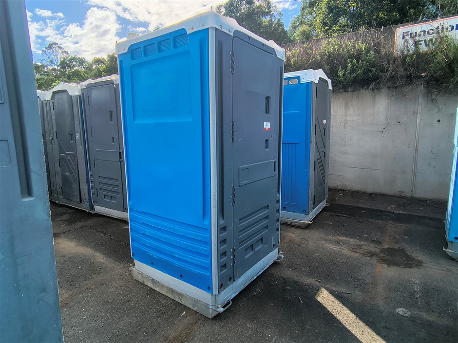 Portable Toilet - Fresh Water Flush - Forest Lake