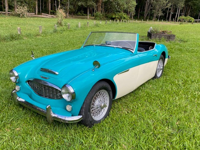 1958 Austin Healy 100/6 RWD Manual Convertible