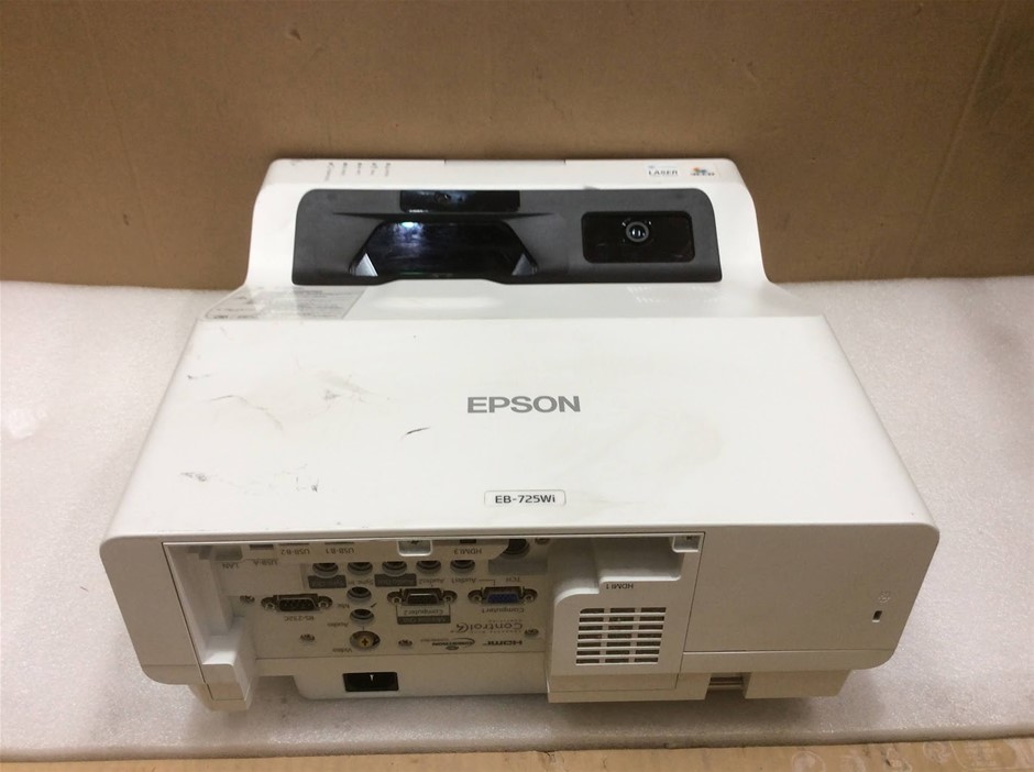Epson EB-725Wi LCD Projector