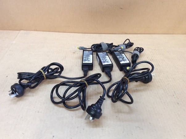 Lenovo 42T4416&92P1154 65W 20V AC Adapters (Lot of 3)