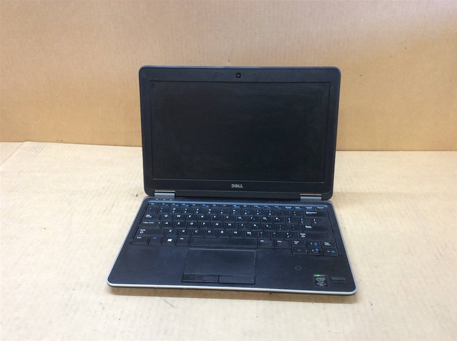 DELL LATITUDE E7240 Laptop I7-4600U 8GBRAM 500GB Grey