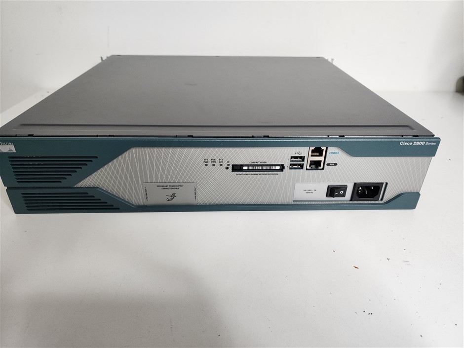 Cisco 2821 2-Port Gigabit Wired Router