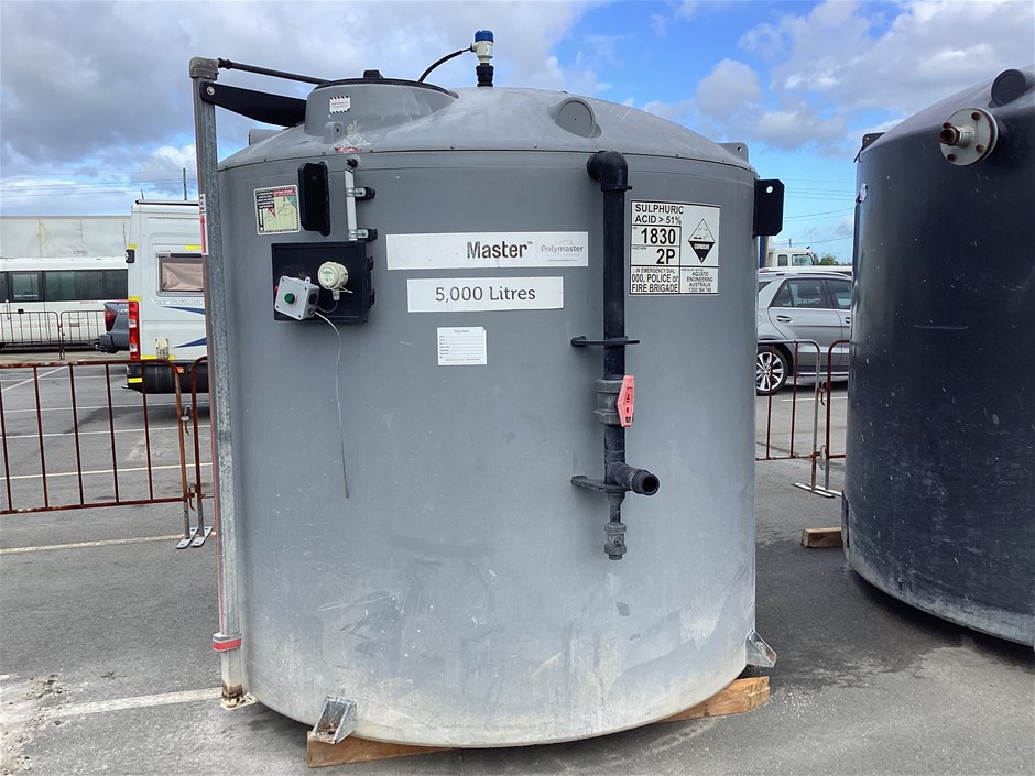 5000L PolyMaster Poly Tank