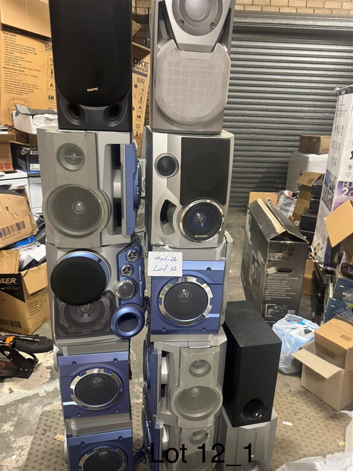 END OF LEASE SALE: 5 Pair of Speakers with Subwoofer