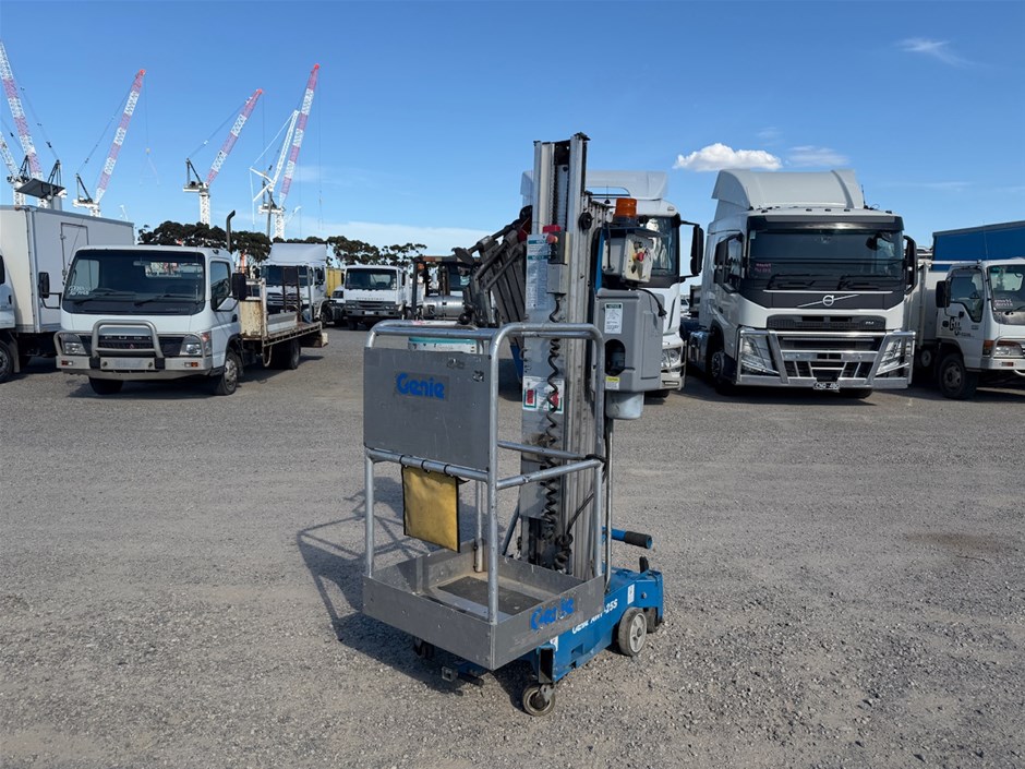 2017 Genie AWP25S Vertical Man Lift