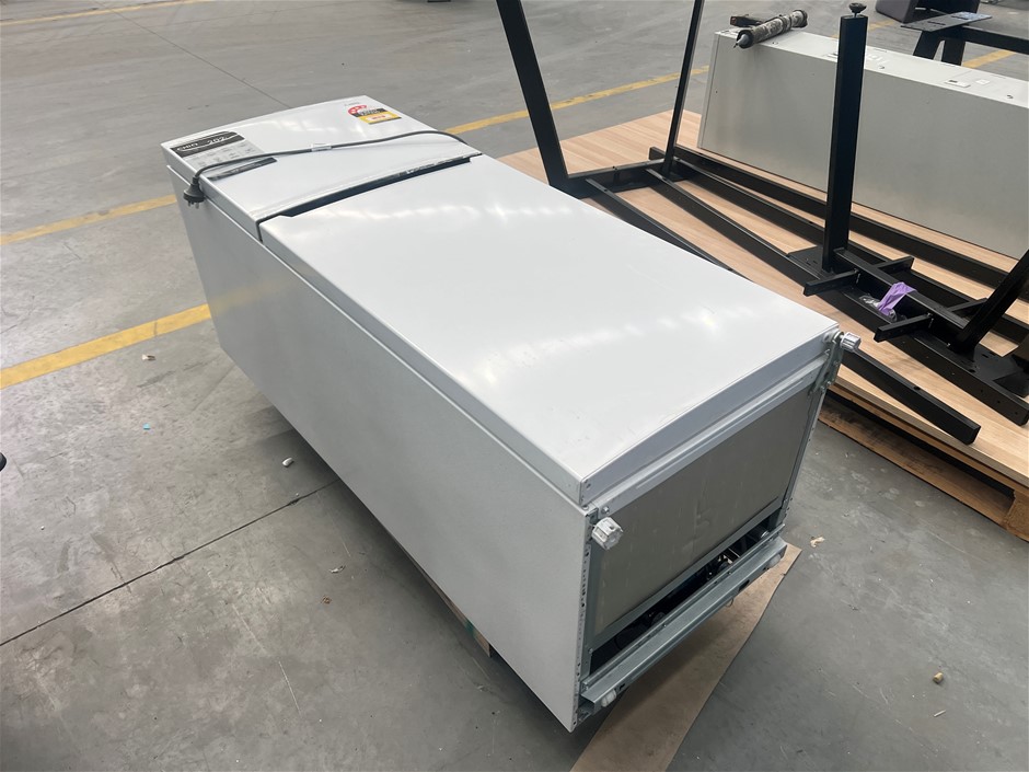 CHiQ Refrigerator and Freezer
