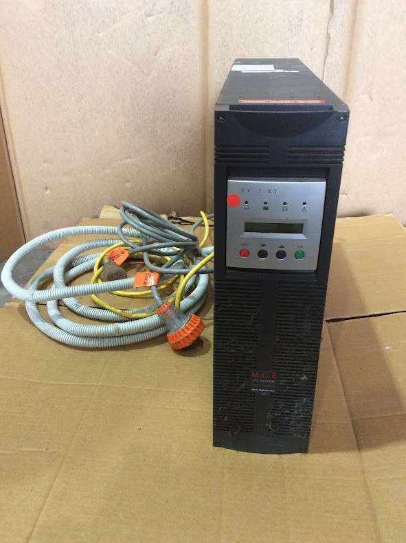 MGE Comet EX7 RT UPS