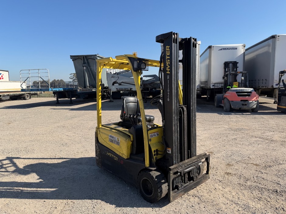 <p>2014 Hyster J1.8XNT Electric</p>