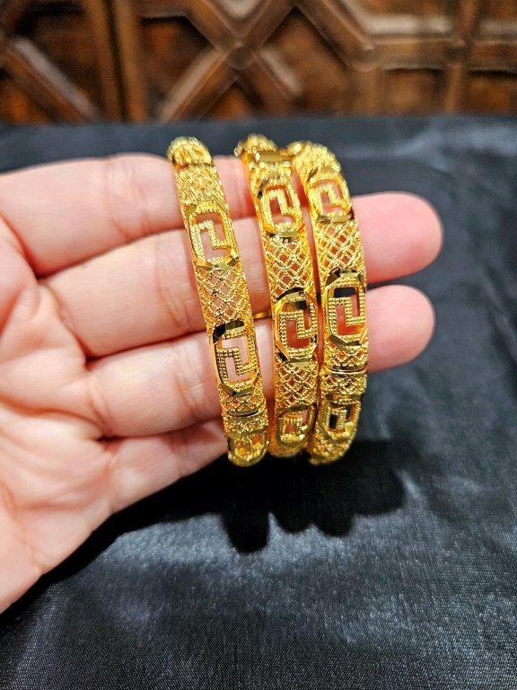 6pcs x 22KGold-filled/ITALY Triple Yellow Gold Plated  Bangles Design Versa