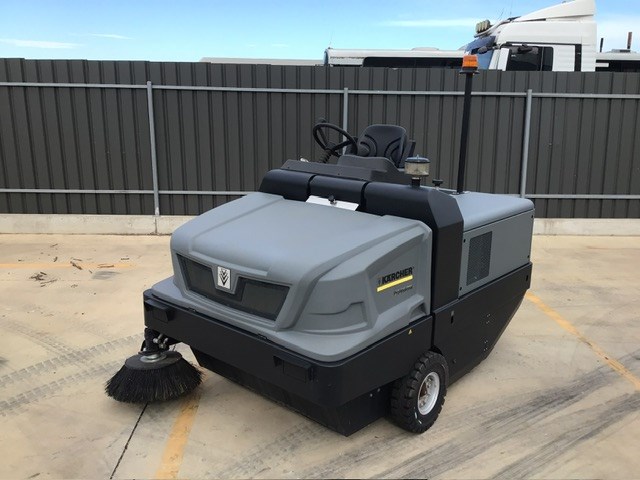 Karcher KM150/500 Ride On Sweeper