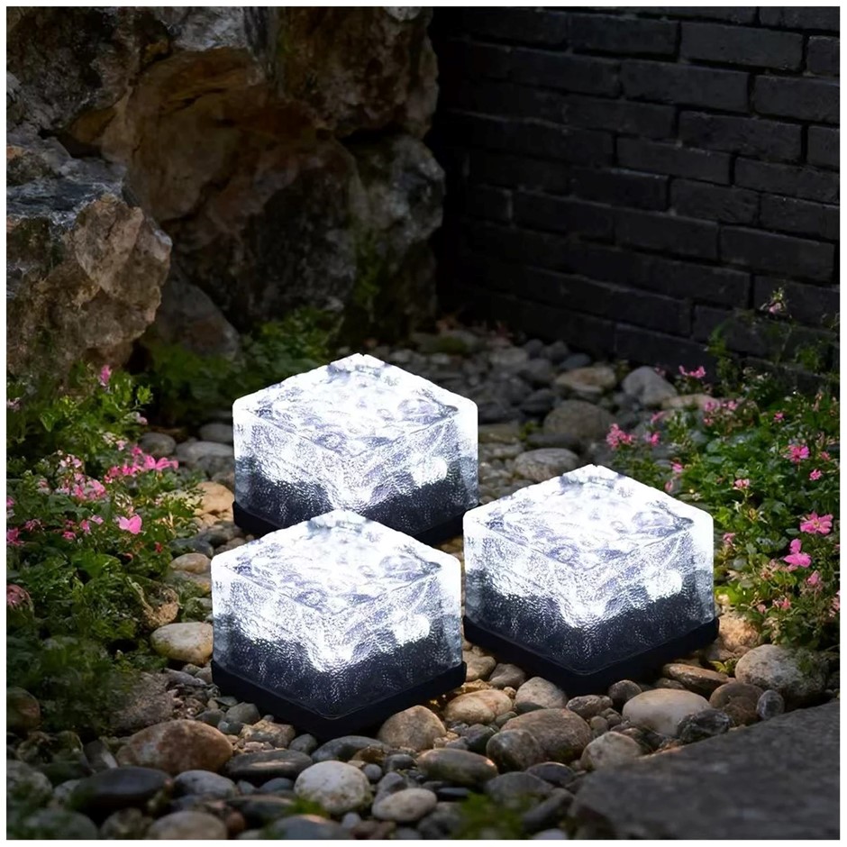 DAIS 6pk Solar Brick Light, Cool. NB: Minor use, not in original packaging,